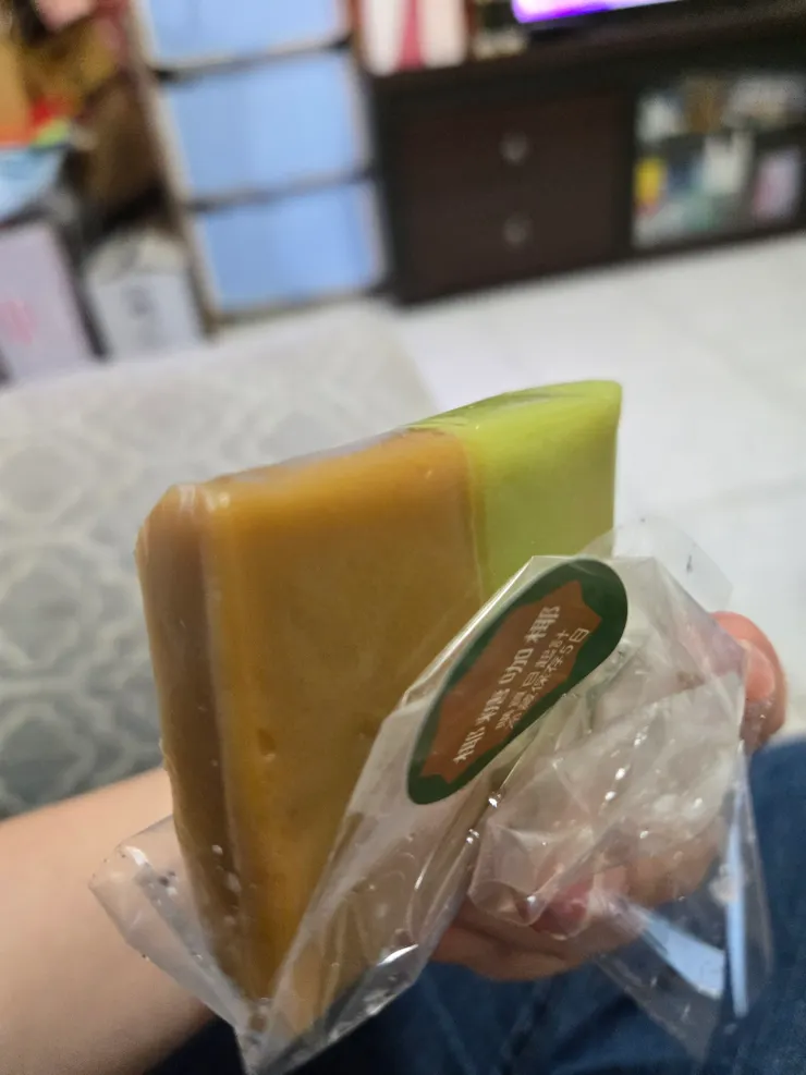 娘惹糕不錯吃但是1個快40元好貴