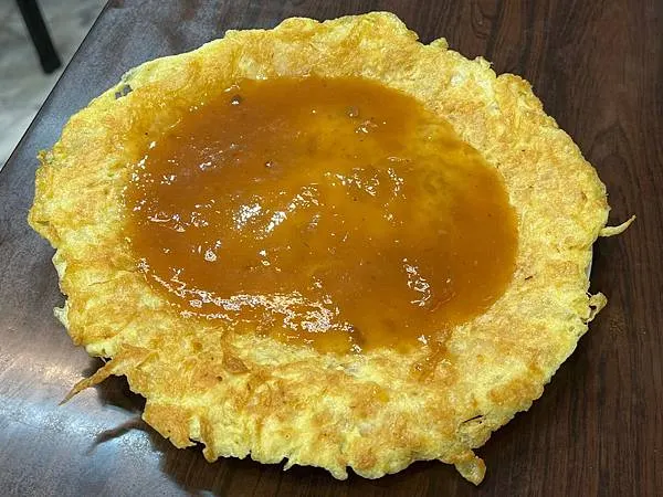 (西門蚵仔煎)萬年蚵仔煎~古早味台灣小吃!炒米粉麵+半熟蛋超