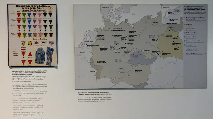 左：徽章由左至右為：政治犯、職業犯罪、移民、耶和華見證人、同性戀、帝國的懶惰工作者、市鎮的懶過工作者 右：歐洲的集中營與猶太人隔離區