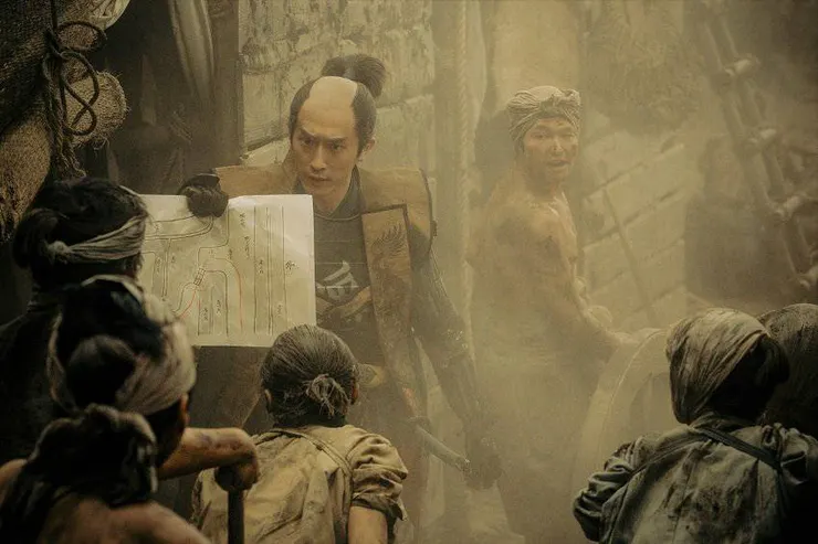 榊原康政親自設計圖稿,帶領眾將士挖掘土濠