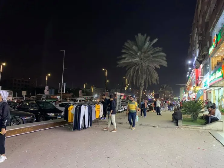 住家附近的商店街