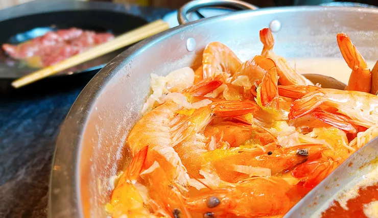 桃園青埔美食【怎麻辣頂級鴛鴦火鍋】麻辣鍋推薦