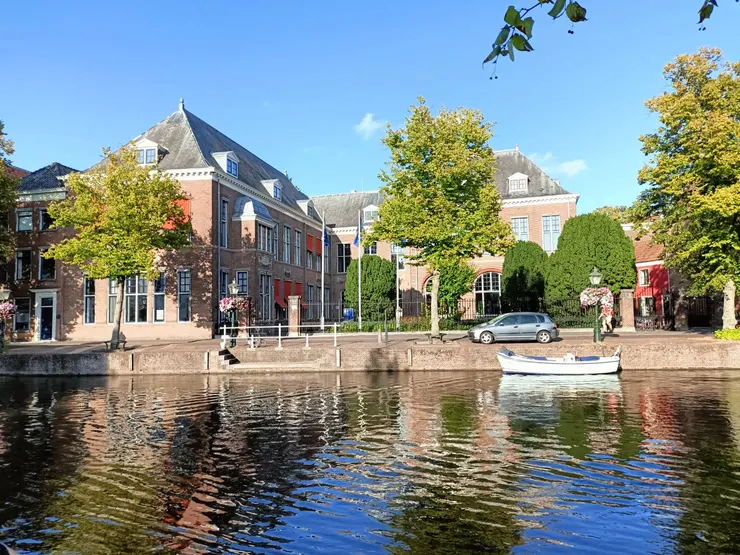 萊頓大學，荷蘭