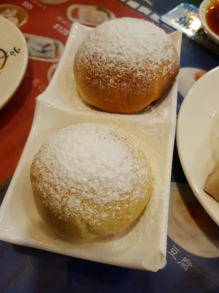 雪影焗皮叉燒酥