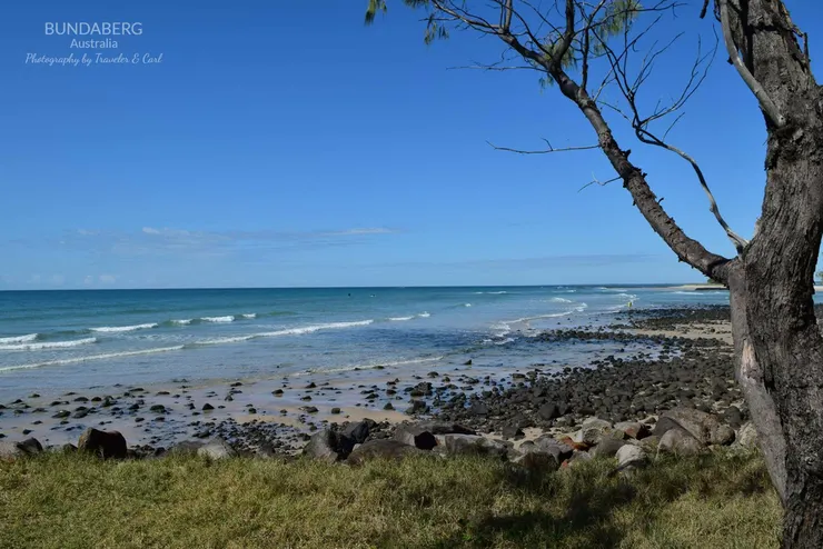 Bundaberg 海灘風景，天空與大海都有顏色漸層的變化