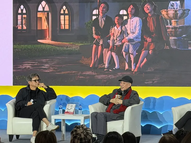 曹瑞原（左）、白先勇（右）