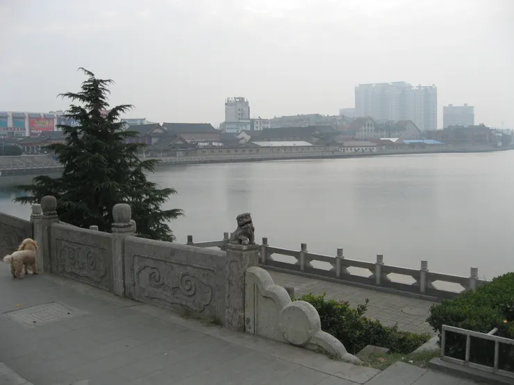 荊州古城護城河