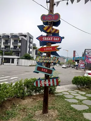 職涯的選擇─向左走向右走