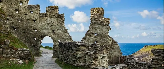 Tintagel Castle (圖片來源： English Heritage)
