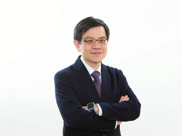 中華民國糖尿病衛教學會歐弘毅理事長提醒,糖尿病會增加骨鬆及骨折風險,將骨密度篩檢列入常規照護,有助辨識高風險患者與臨床決策