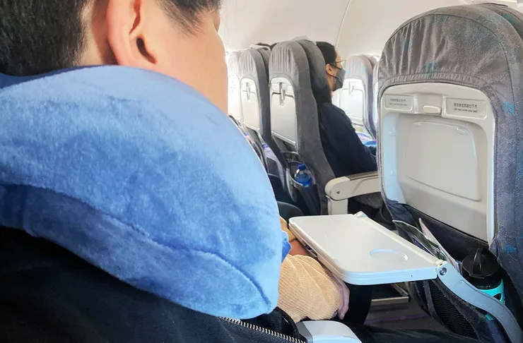 旅行好物【Travel Blue 藍旅】打造超完美飛行體驗│飛機枕推薦
