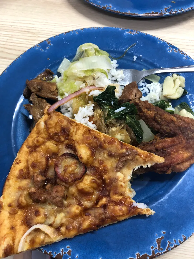 在菲的第一餐！