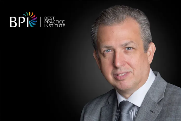 多諾萬．布萊克本