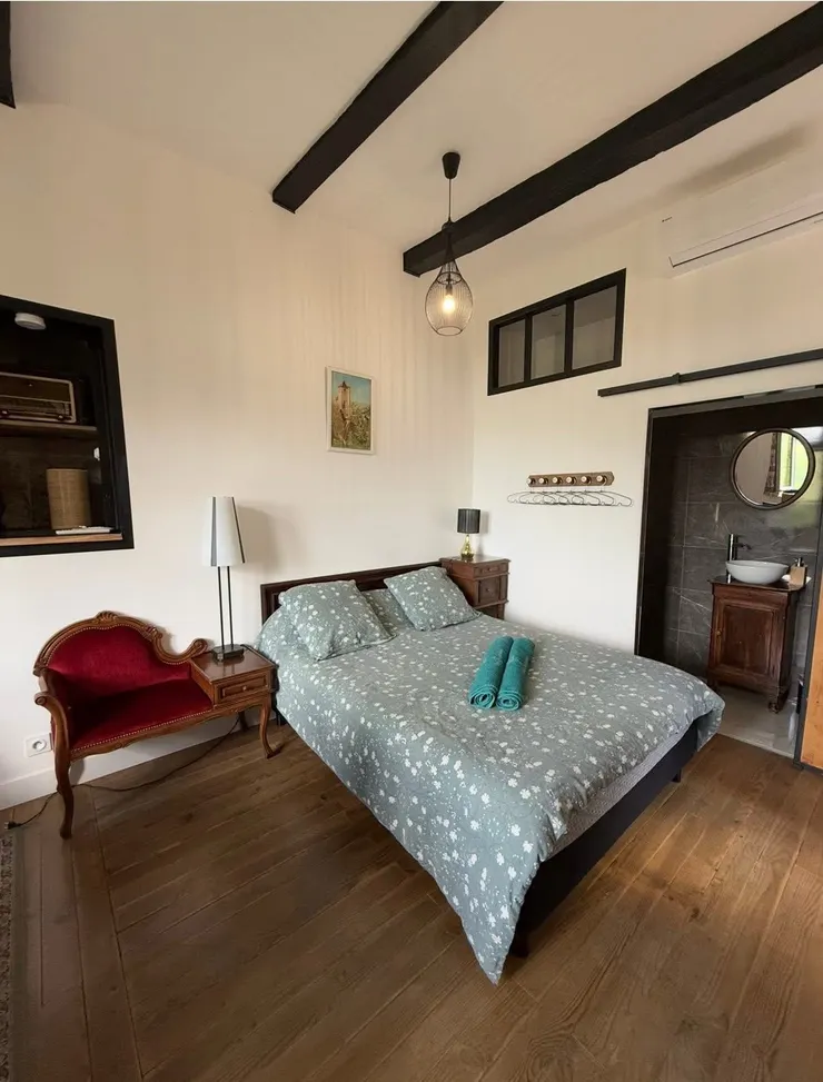 坪數不大的小屋，卻是滿滿的溫暖在其中