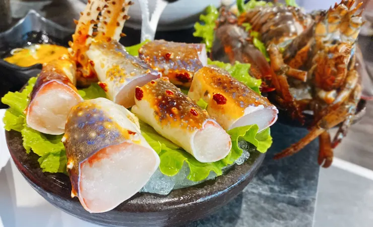 【武鶴和牛火鍋-吉林總店】A5和牛吃到飽、鱈場蟹腳吃到飽,送波士頓龍蝦│台北火鍋吃到飽推薦