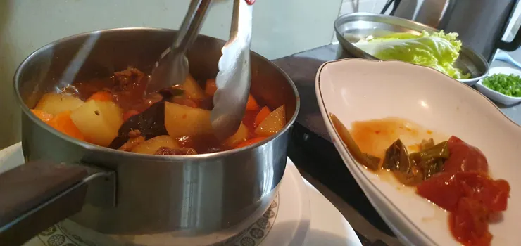 宅食儀式之求生筆記_挑出番茄皮跟太軟蔥段