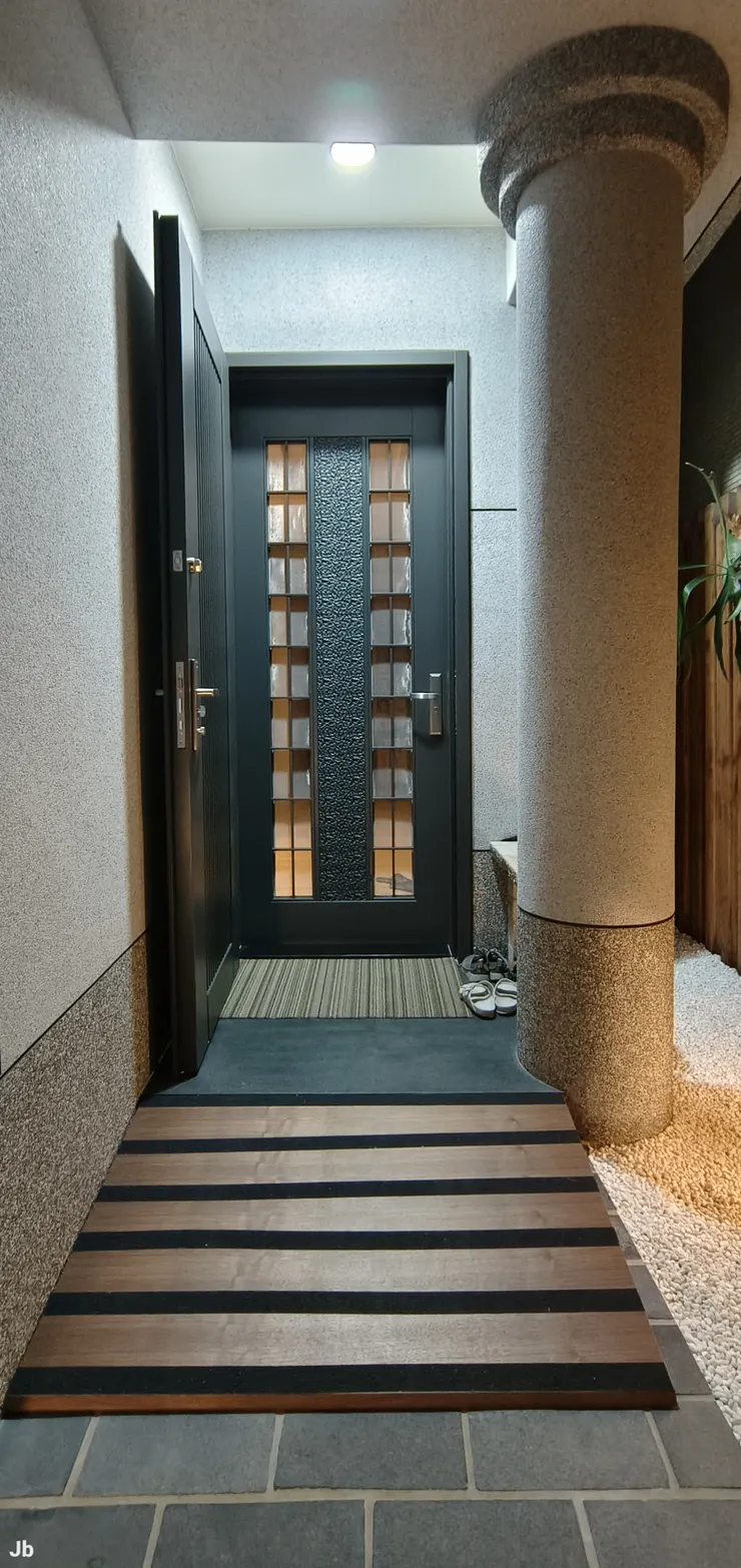 安置登上落塵區斜板