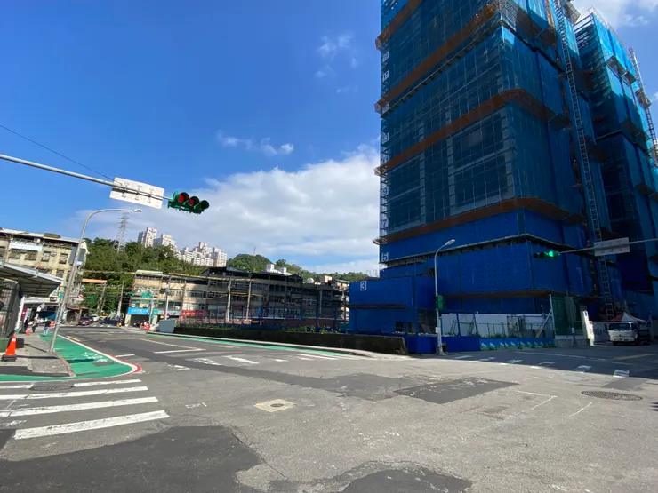 興建中的捷運共構大樓