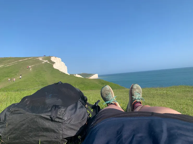 七姊妹白崖(七座相連的白色峭壁,像是七個姐妹相依看海,英國人稱它們為「七姐妹白崖」)