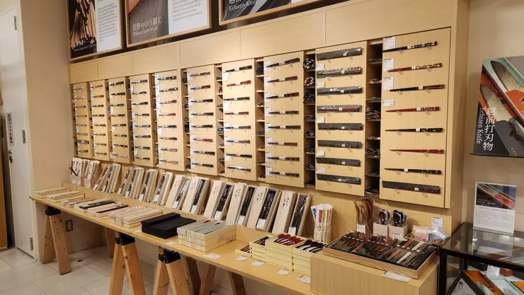 整面牆的若狹漆筷