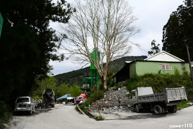 原屏遮那車站東側站場，但以後火車不會走這了