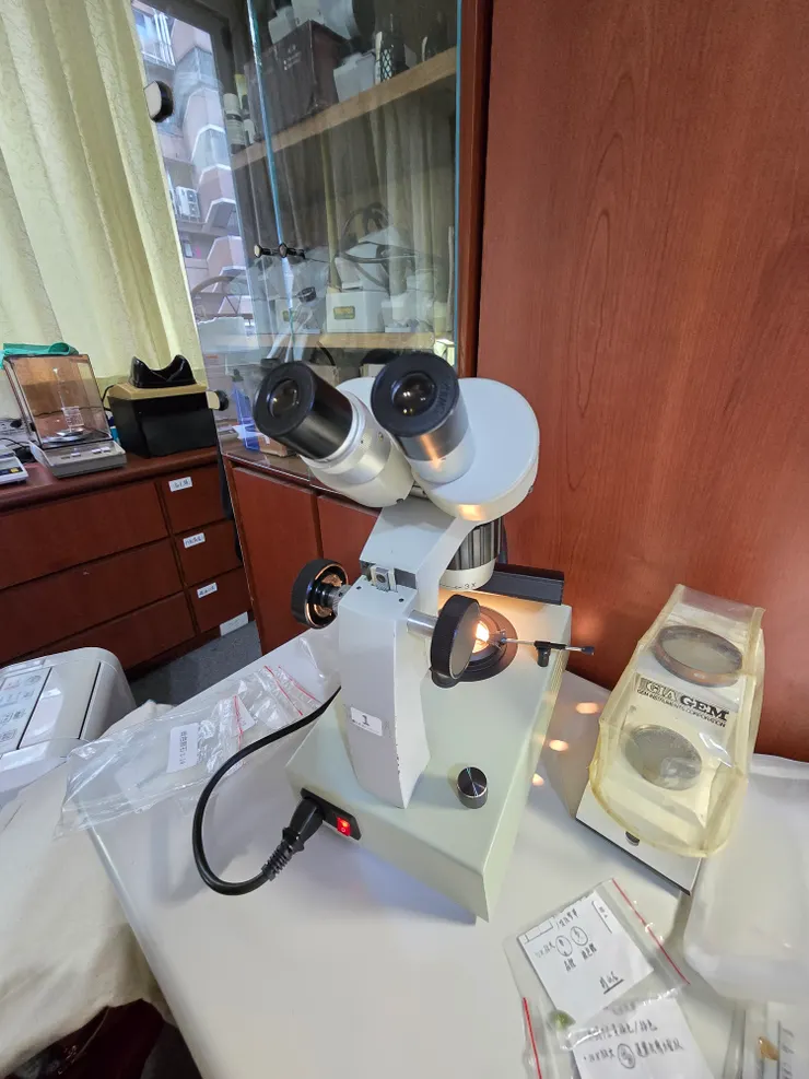 顯微鏡用起來很舒適