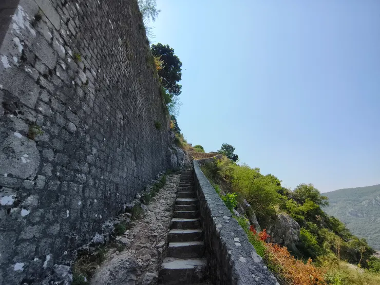 科托階梯共 1350 階