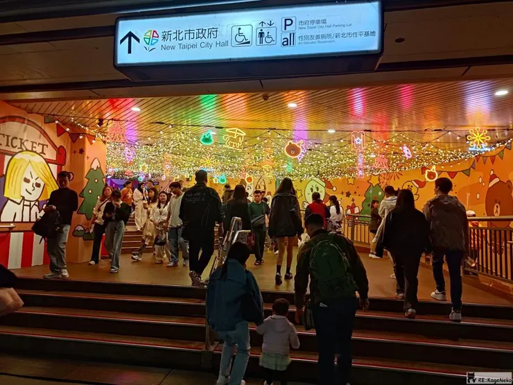 板橋站人潮