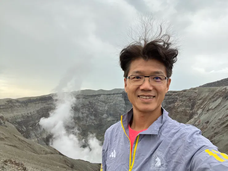 怒髮衝冠，原來不是火山的磁場，而是山雨欲來，天雷勾動地火的徵兆