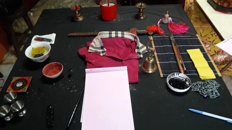 ▲▼植葬亂辦「沖煞」害家屬昏迷　兩光道士救不醒人還收7萬（圖／小檸檬供稿專用）