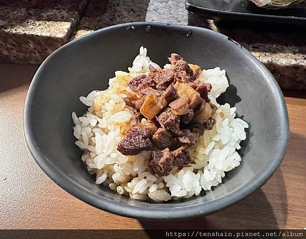 【豚野日式炭火燒肉-內湖店】