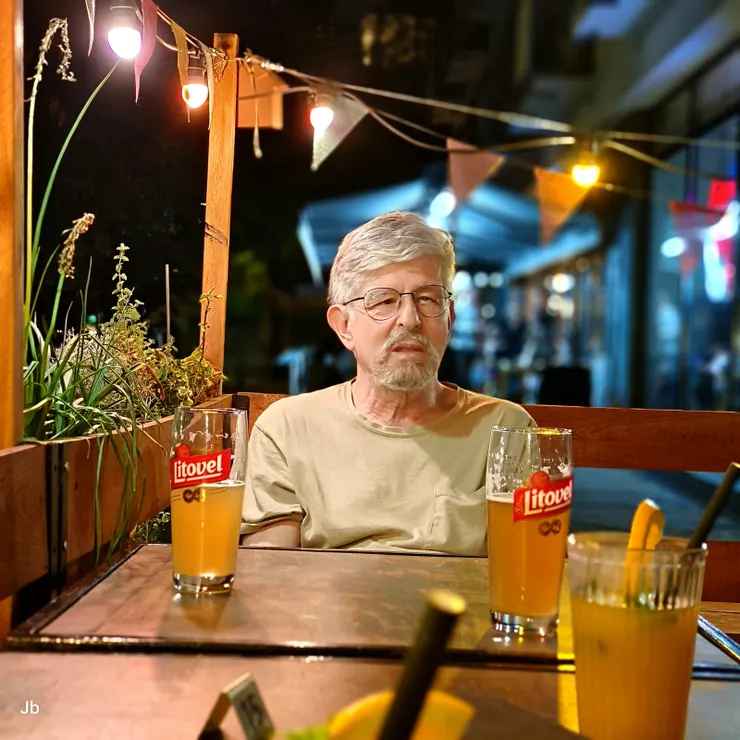 【散步到克魯察街吃樂卡純素晚餐！】