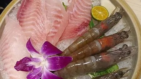 [基隆美食]GOOGLE MAP獲得四點六顆星好評的鮮牧火鍋