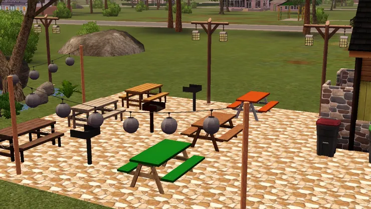 餐桌椅特意用了不同款式和顏色，我最喜歡色彩繽紛。