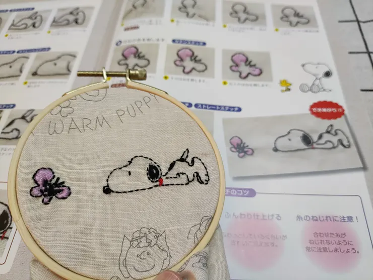 01  Spring 慵懶趴著的史努比與蝴蝶