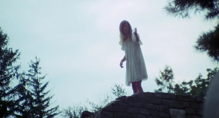 潔西卡窺見的神祕小女孩