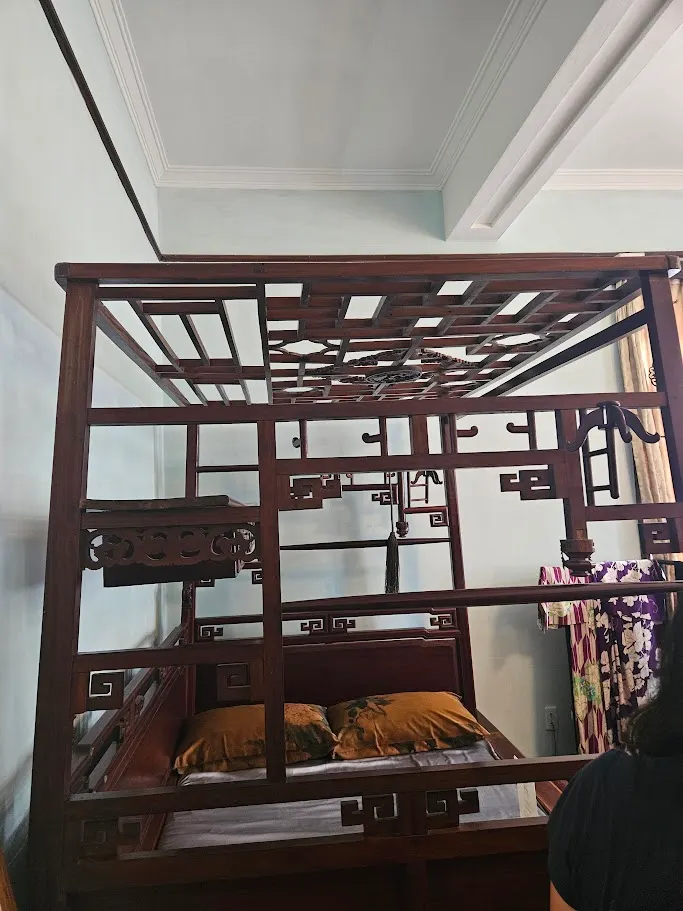 不要羨幕有錢人的床，真心覺得這個不好睡