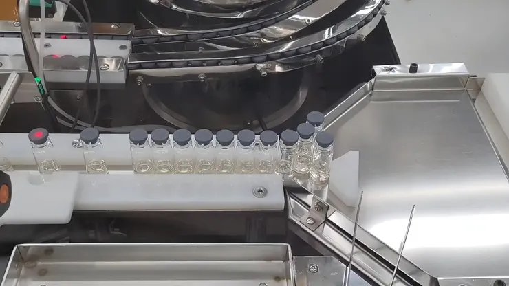 醫啓健康診所院長林孝祖指出，不同濃度的外泌體，適用範圍與價格有顯著區別，從數千元至數萬元都有。（資料來源：亞家生技）