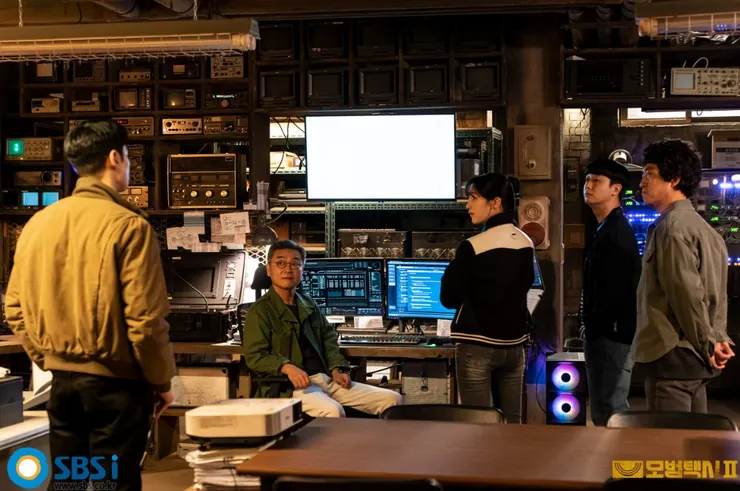 模範計程車5人組