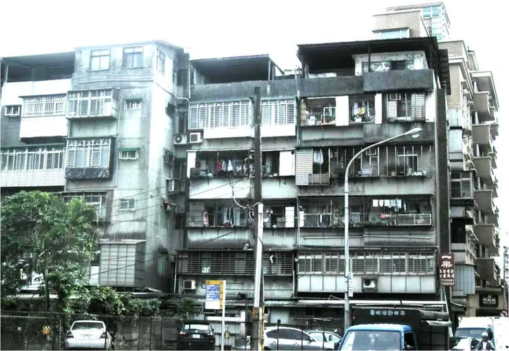 台北公寓又老又醜也瘋搶？網友：一語道破