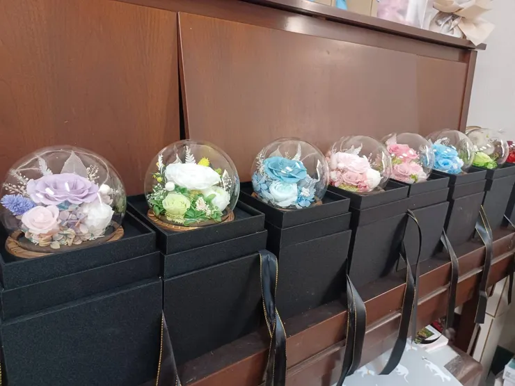 心情故事花房新品上市：永生花玻璃花中——傳遞不凋零的心意