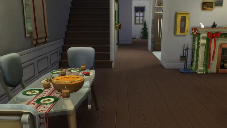 房子裏面也很多聖誕裝飾，會慢慢帶大家參觀。