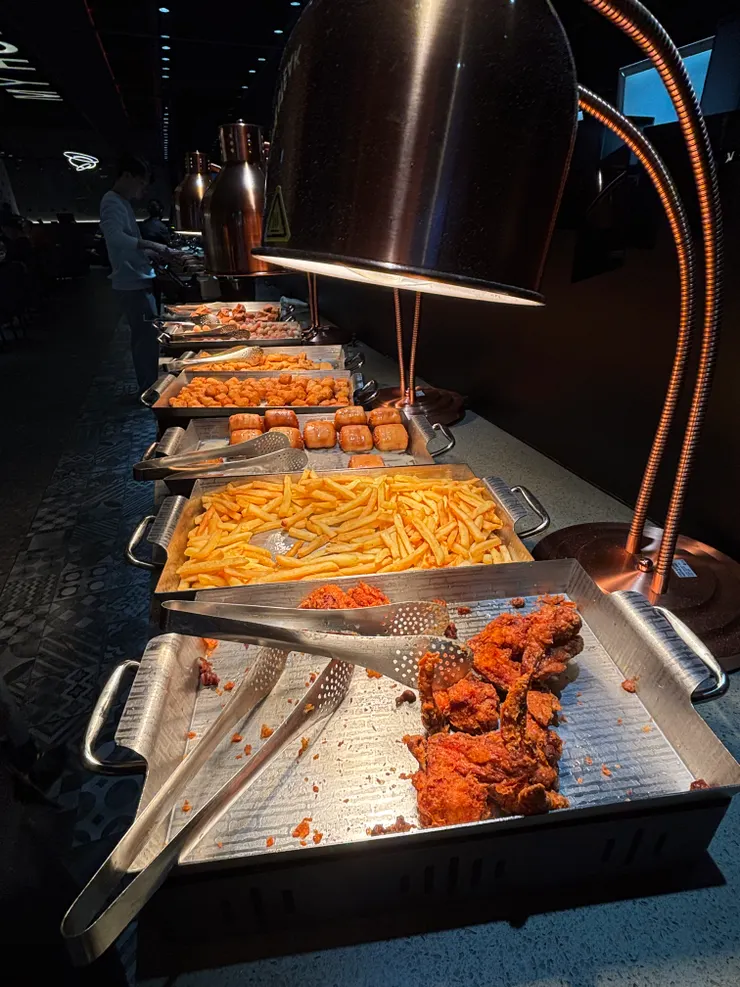 炸雞很讚😎（建議等熱的出來吃）