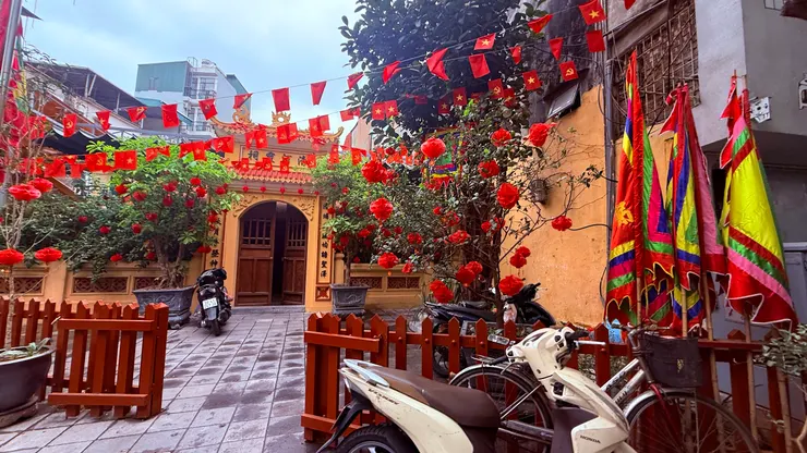 寺廟也喜歡黃色外牆