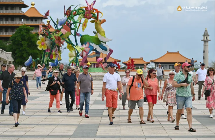 圖說：3月份參訪佛館的「愛達貝拉號 AIDABELLA」郵輪旅客。圖/佛光山佛陀紀念館