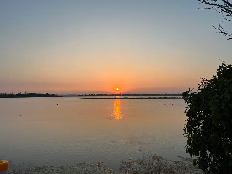 夕陽無限好，快下山了