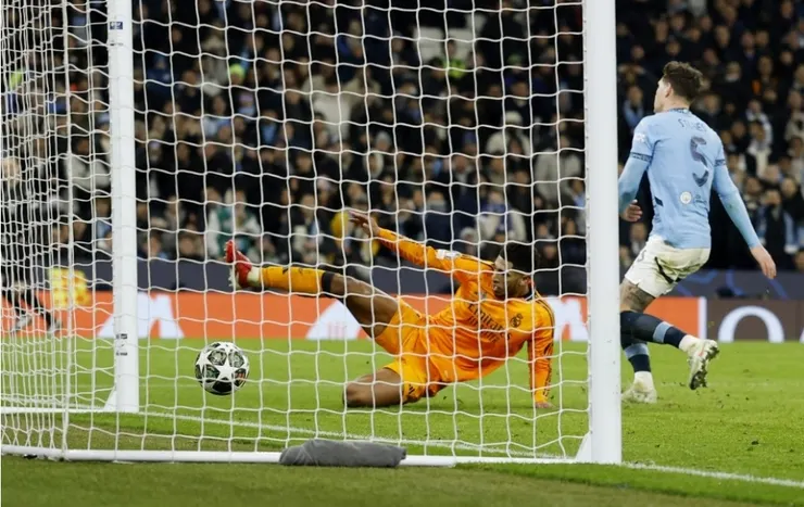 比寧咸射入空門助皇家馬德里絕殺曼城3:2