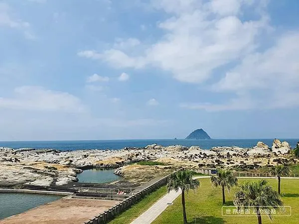 出來餐廳後，在旁邊觀景平台拍攝之基隆嶼