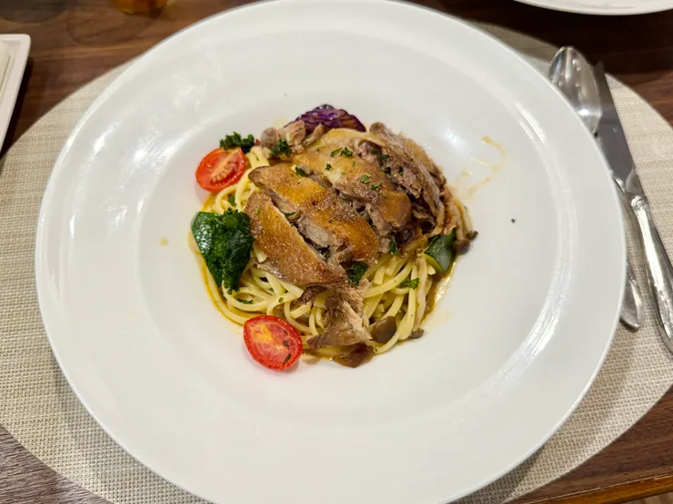 油漬鴨腿義大利麵   450元