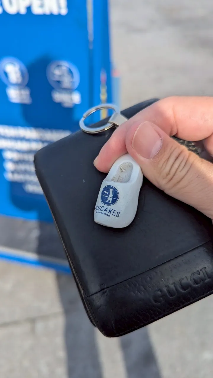 結帳後送一個紀念品